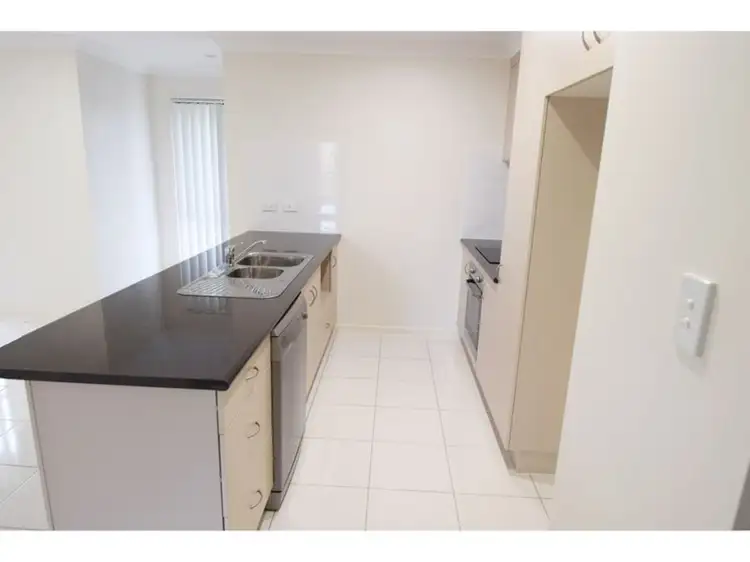 Fifth view of Homely house listing, 7 Rosebud Court, Parkhurst QLD 4702