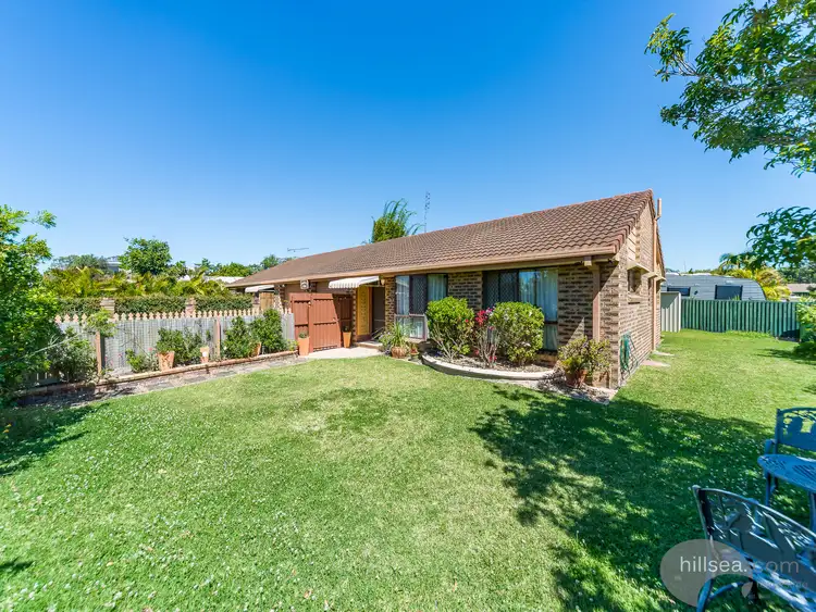 2/116 Little Usher Avenue, Labrador QLD 4215