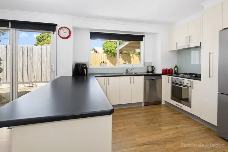 Sixth view of Homely house listing, 2 Tyrone Street, Langwarrin VIC 3910