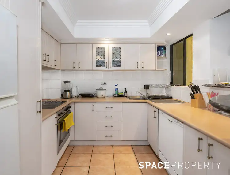 Sixth view of Homely apartment listing, Level 2/247 Boundary Street, Spring Hill QLD 4000