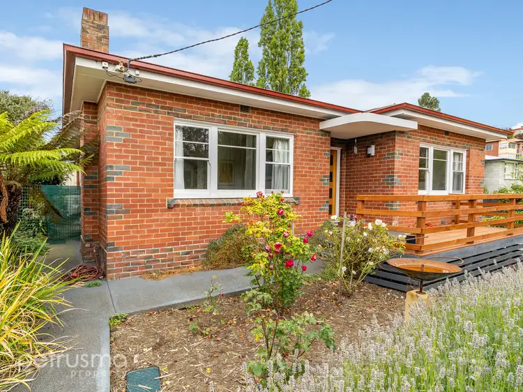 4 Gregson Avenue, New Town TAS 7008