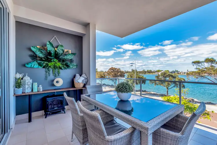 2/7 Galileo Loop, Mandurah WA 6210