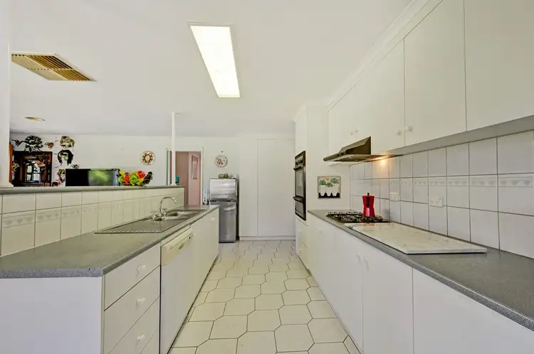 Seventh view of Homely house listing, 3 Deakin Court, Shepparton VIC 3630
