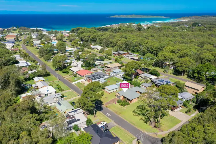 Second view of Homely house listing, 4 Lurnea Avenue, Bawley Point NSW 2539