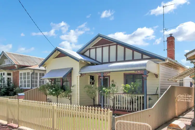 15 Albert Street, Wagga Wagga NSW 2650