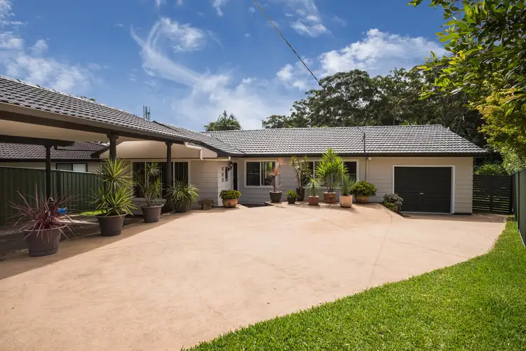 3 South Crescent, North Gosford NSW 2250