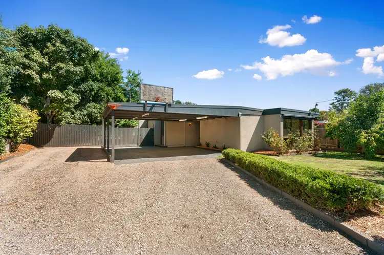 24 Bolden Street, Stratford VIC 3862