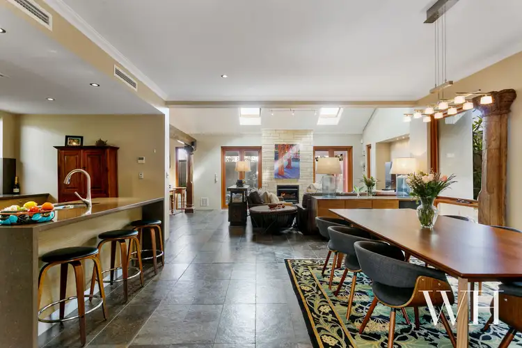 16 Breaksea Drive
