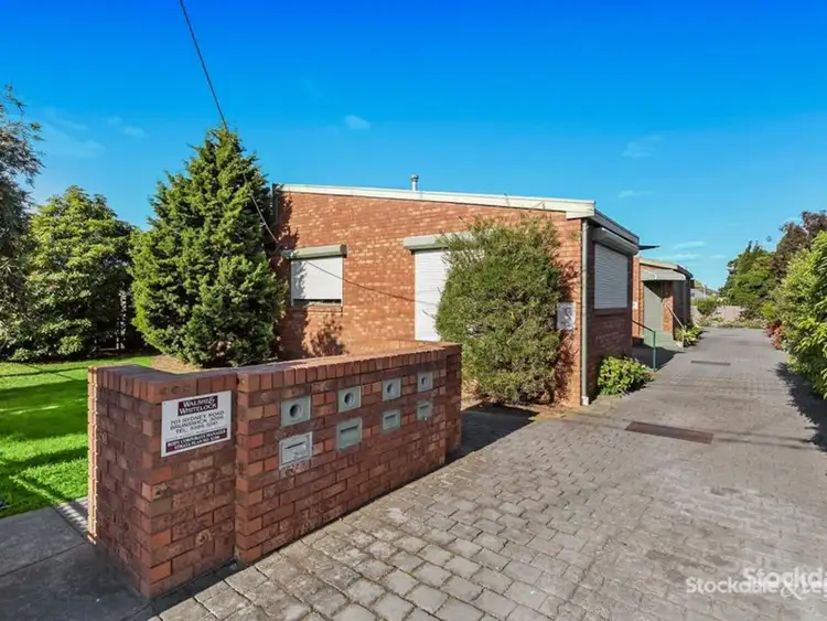 2 London Road
