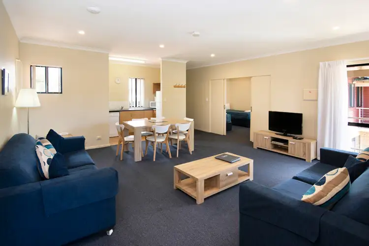 Fourth view of Homely unit listing, 18/19 Earnshaw Road, West Busselton WA 6280