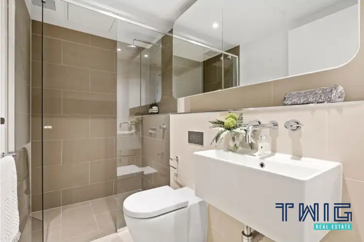 Fourth view of Homely apartment listing, 3106/551 Swanston Street, Carlton VIC 3053