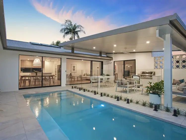 118 Burleigh Street, Burleigh Waters QLD 4220