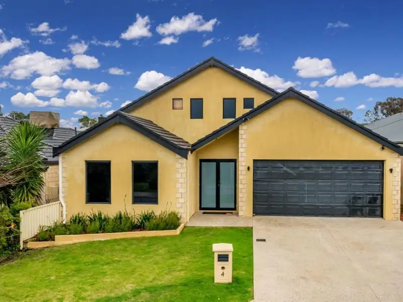Main view of Homely house listing, 4 Balliol Elbow, Kinross WA 6028