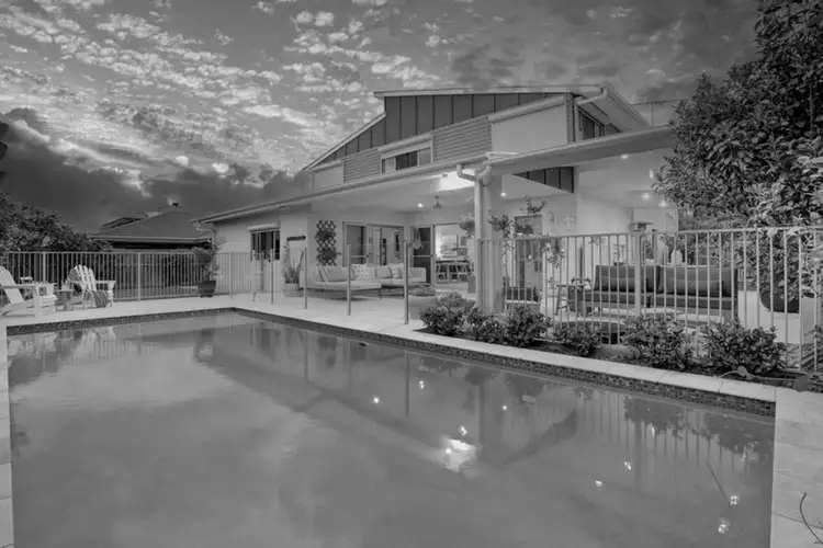 21 Wirewood Place, Heathwood QLD 4110