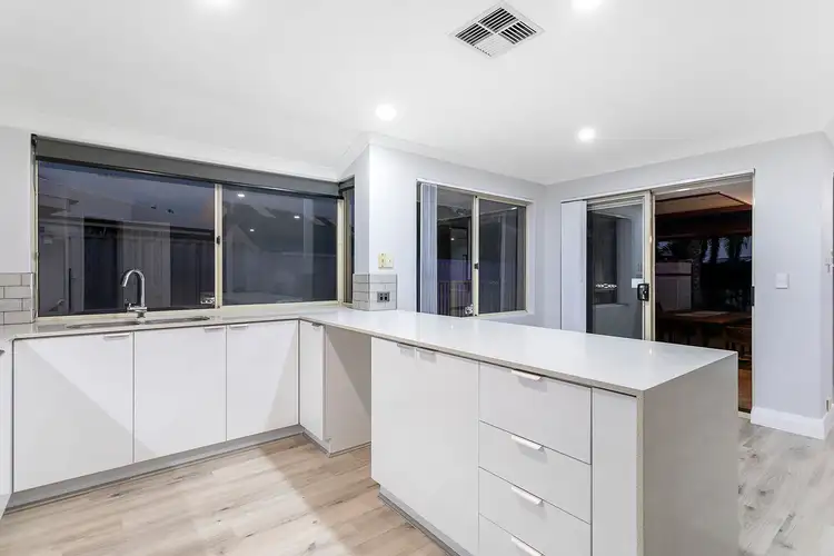 Sixth view of Homely house listing, 116 Glencoe Loop, Kinross WA 6028