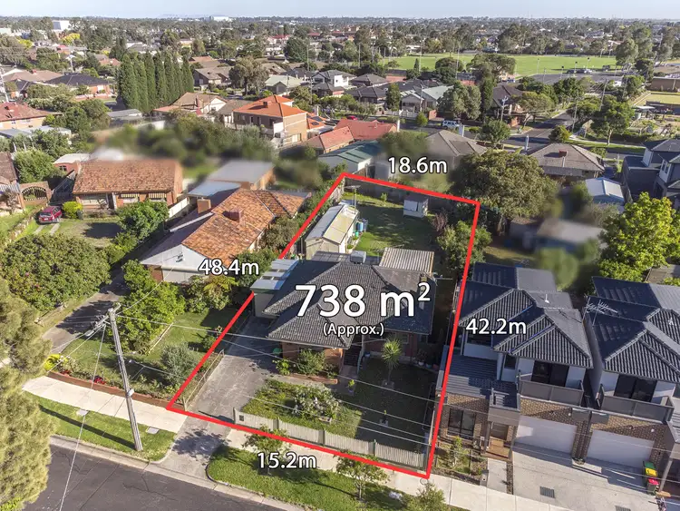 Second view of Homely house listing, 2 Chester Court, Fawkner VIC 3060