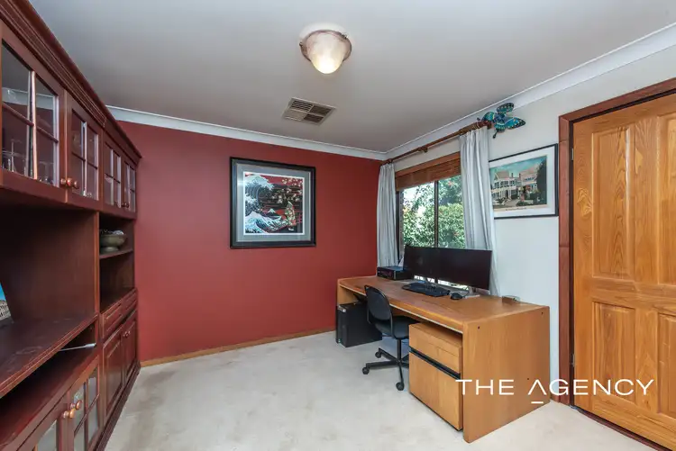 Sixth view of Homely house listing, 10 Angus Court, Duncraig WA 6023