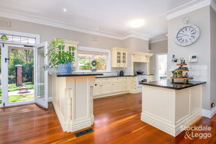 Third view of Homely house listing, 3 Urana Court, Kialla VIC 3631