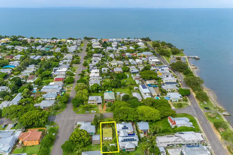 147 Yundah Street, Shorncliffe QLD 4017