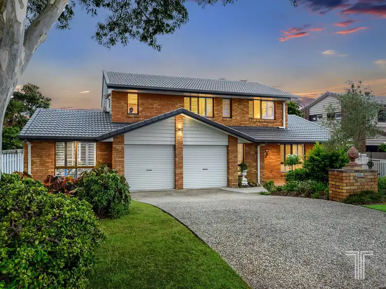 16 Fooks Street, Carindale QLD 4152