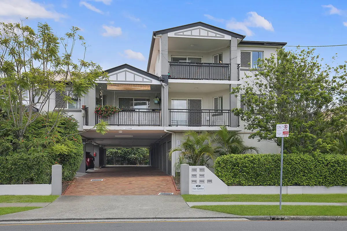Main view of Homely apartment listing, 4/15 Chatsworth Road, Greenslopes QLD 4120