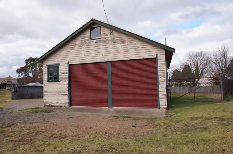 10 Crescent Street, Armidale NSW 2350