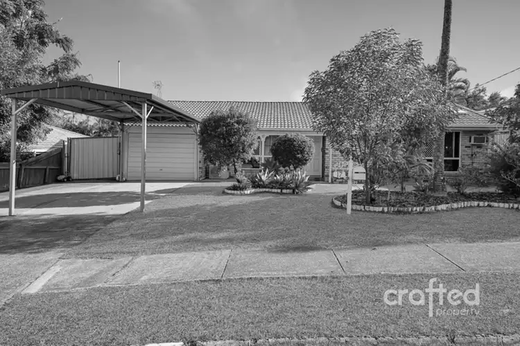 17 Haldham Crescent, Regents Park QLD 4118