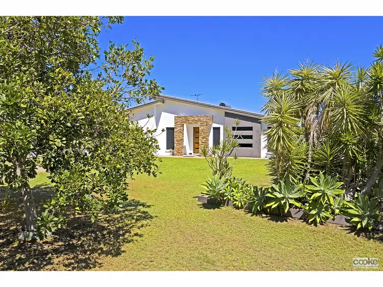 Second view of Homely house listing, 16 Lakeview Circuit, Mulambin QLD 4703
