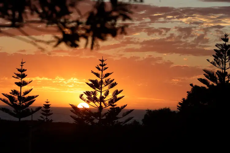 8 Orissa Place, Two Rocks WA 6037