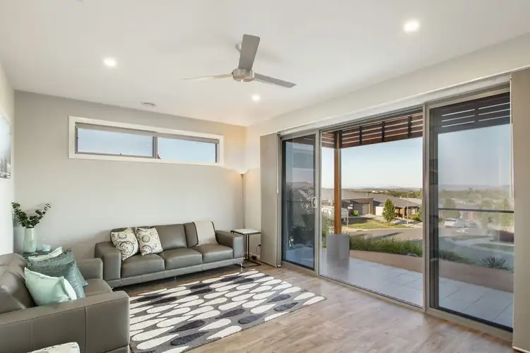 Sixth view of Homely house listing, 8 Fyfe Court, Wodonga VIC 3690