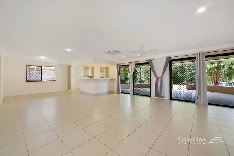 8 Broadwater Close, Bargara QLD 4670