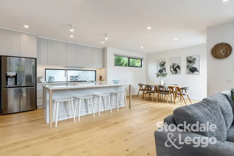 19a Dalgleish Avenue, Rosebud VIC 3939