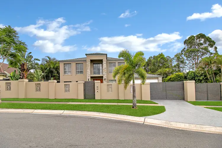 64 Oakley Street, Carindale QLD 4152