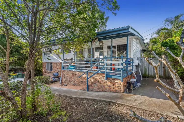 4 & 6 Kraatz Avenue, Loganlea QLD 4131