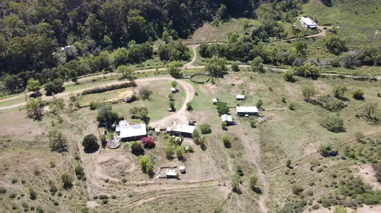 520 Dry Gully Road, Mount Whitestone QLD 4347