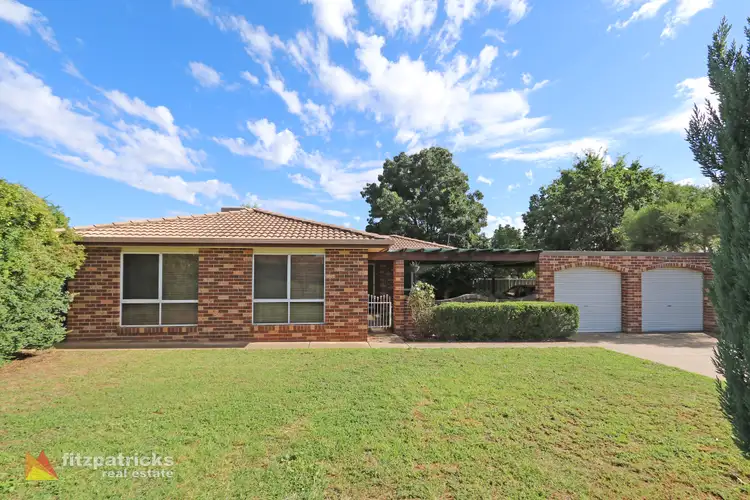 28 Langi Crescent, Glenfield Park NSW 2650