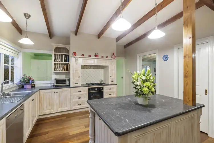 Fifth view of Homely house listing, 3 Yvonne Court, Langwarrin VIC 3910