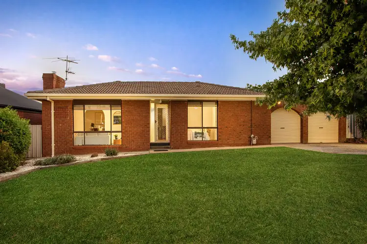 10 Lindisfarne Court, Thurgoona NSW 2640