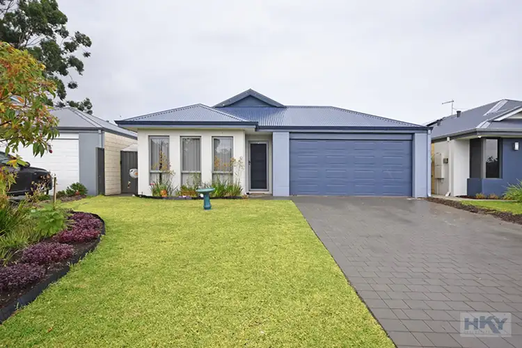 323 Woollcott Avenue, Brabham WA 6055