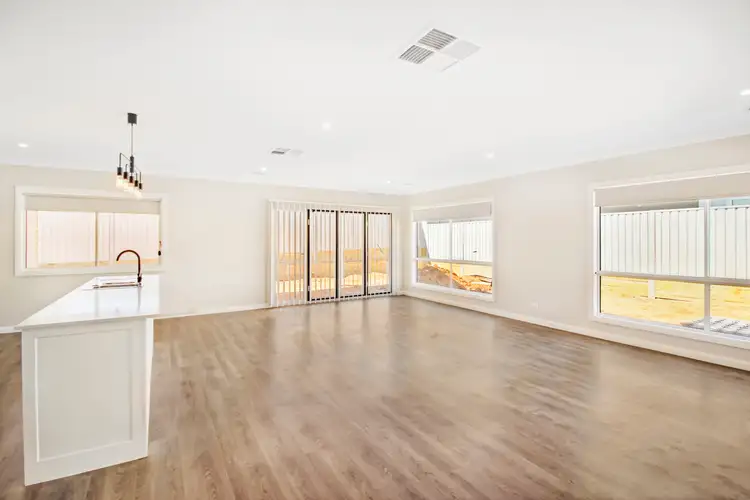 Sixth view of Homely house listing, 52 Coppabella Drive, Gobbagombalin NSW 2650