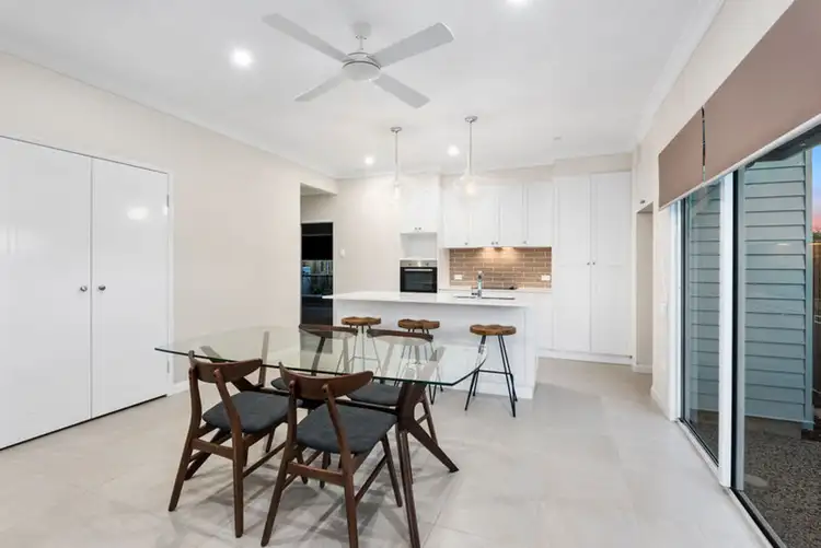 Sixth view of Homely unit listing, 1/9 Roberts Street, South Toowoomba QLD 4350