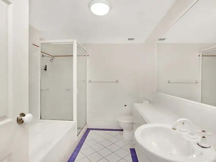 Fifth view of Homely unit listing, 28/28 Chairlift Avenue, Miami QLD 4220