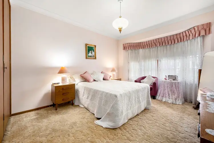 Fifth view of Homely house listing, 6 Caliente Crescent, Macquarie Hills NSW 2285