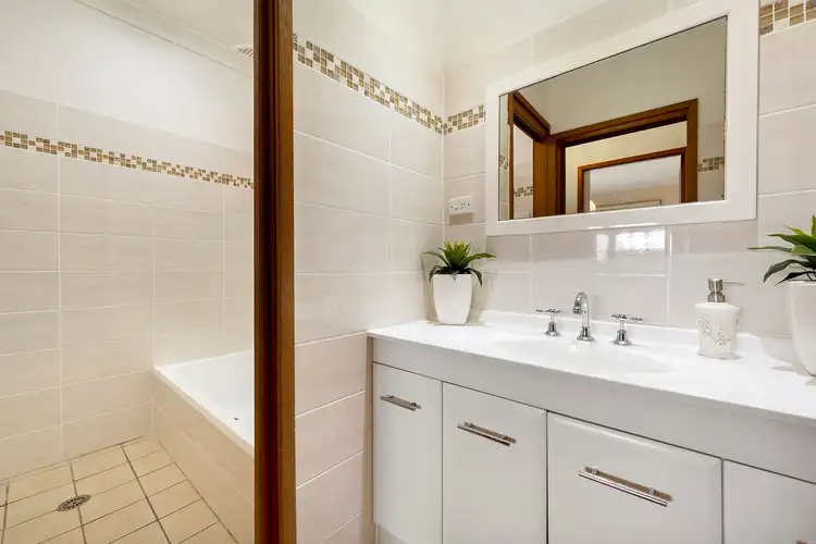 Sixth view of Homely house listing, 6 Caliente Crescent, Macquarie Hills NSW 2285