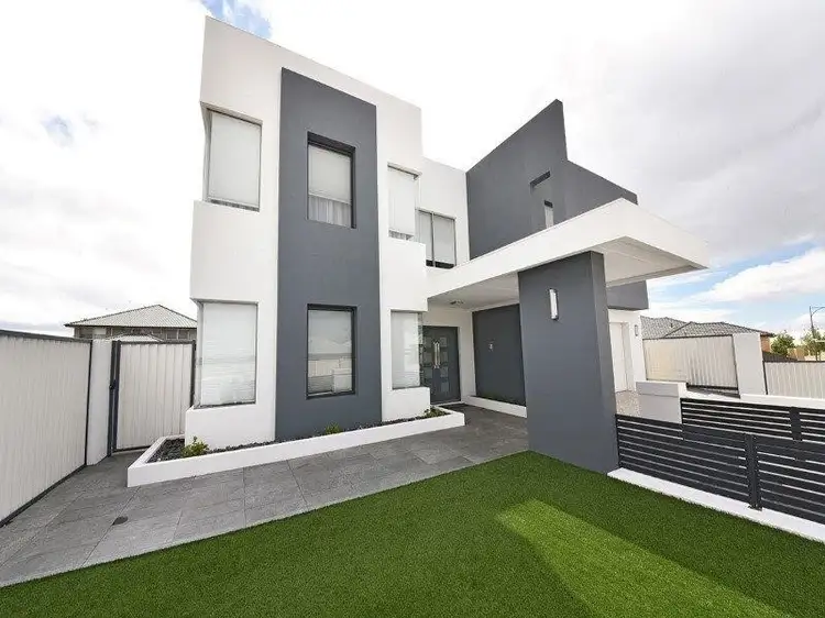 Second view of Homely house listing, 11 Seabird Bend, Jindalee WA 6036