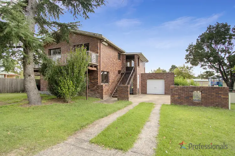 Second view of Homely house listing, 25 James Avenue, Armidale NSW 2350