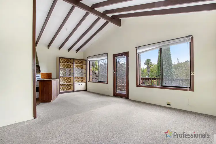 Sixth view of Homely house listing, 25 James Avenue, Armidale NSW 2350