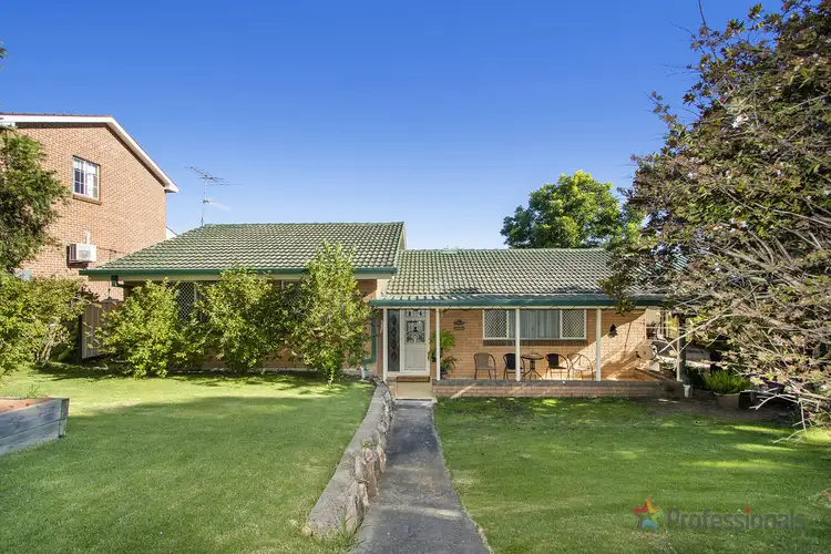 9 Bishop Crescent, Armidale NSW 2350