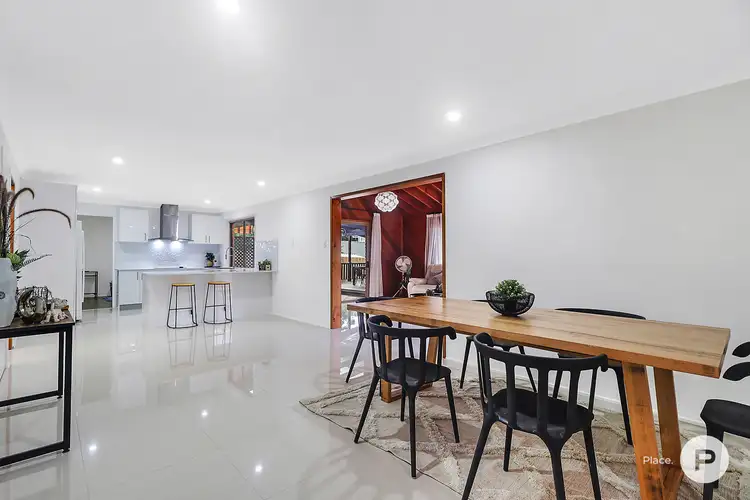 Second view of Homely house listing, 4 Camellia Place, Sunnybank Hills QLD 4109