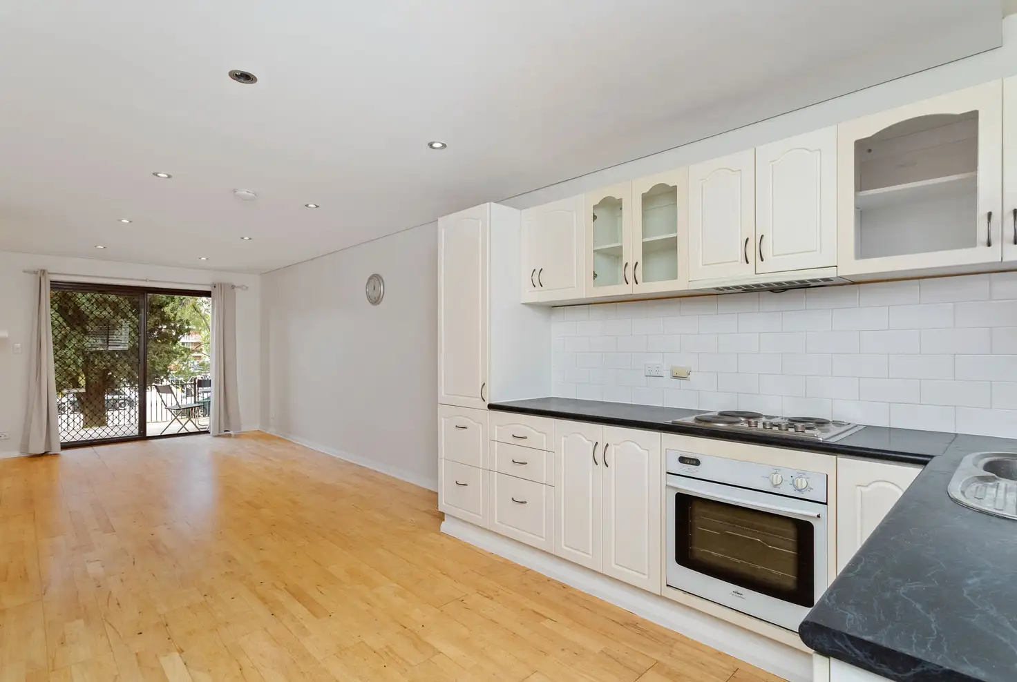 Main view of Homely unit listing, 4/76 King George Street, Victoria Park WA 6100